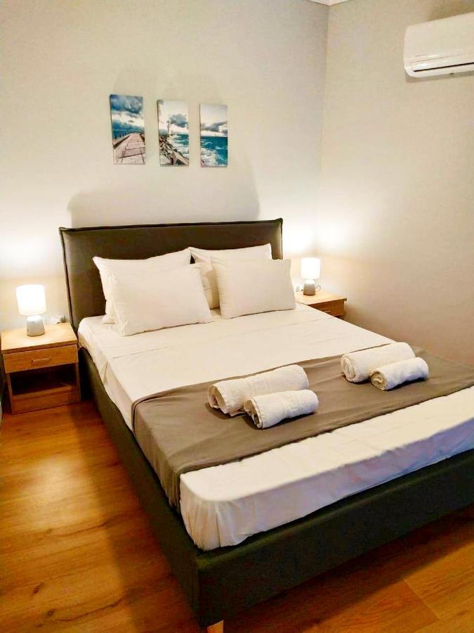 Emerald Dream House,heart Of The Center Apartment Rhodes City